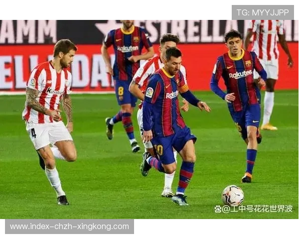 中路突破的艺术:西甲巴萨中路突破成功,前锋冷静施射得分背后的训练与信任